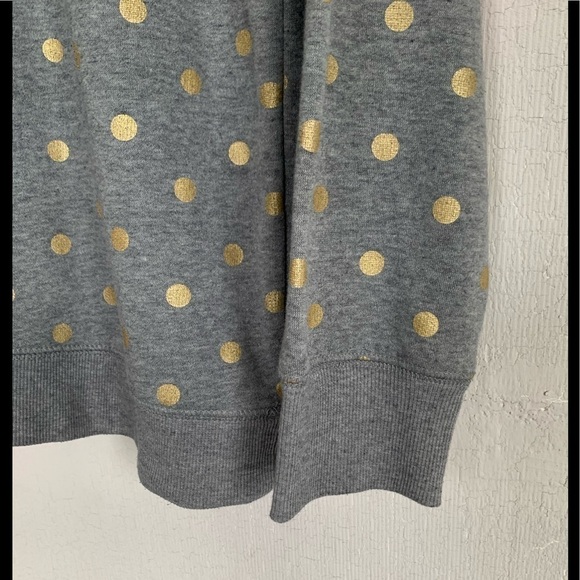 Old Navy Women’s Sweater - Picture 3 of 8